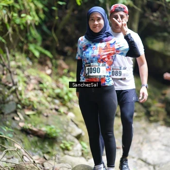 Runner Photo 8154040