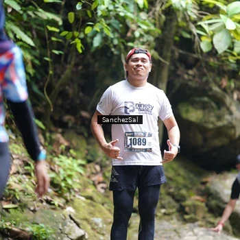 Runner Photo 8154049