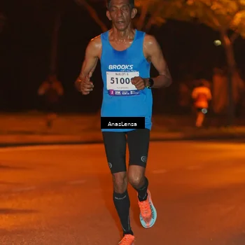 Runner Photo 8154096