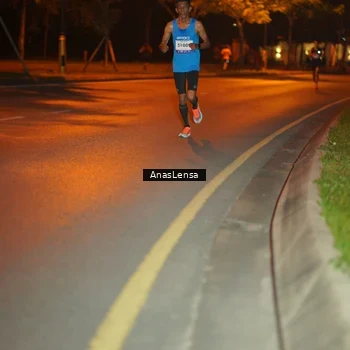 Runner Photo 8154097