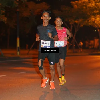 Runner Photo 8154123