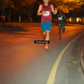 Runner Photo 8154136
