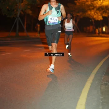 Runner Photo 8154146