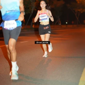 Runner Photo 8154182