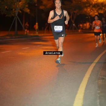 Runner Photo 8154197