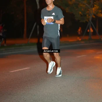 Runner Photo 8154260