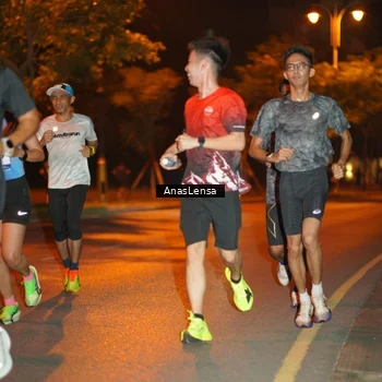 Runner Photo 8154290