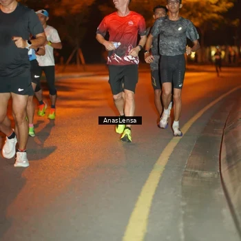 Runner Photo 8154295