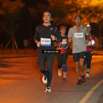 Runner Photo 8154312
