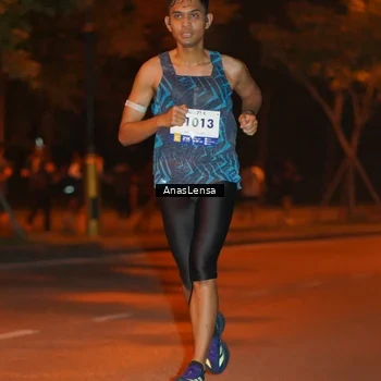 Runner Photo 8154317