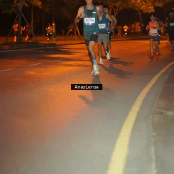 Runner Photo 8154330