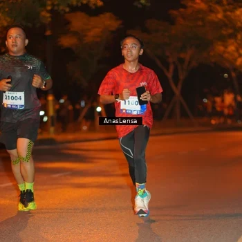 Runner Photo 8154357