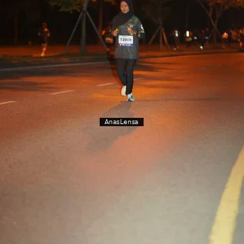 Runner Photo 8154383
