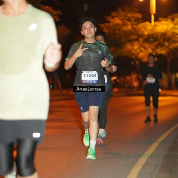 Runner Photo 8154418