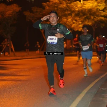 Runner Photo 8154430