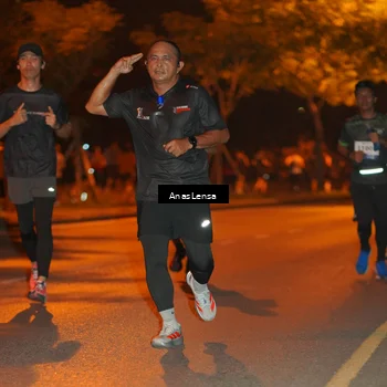 Runner Photo 8154467