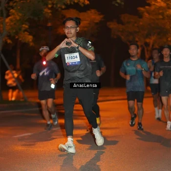 Runner Photo 8154559