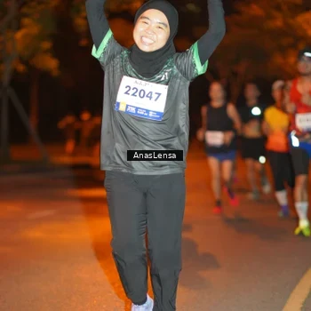 Runner Photo 8154586