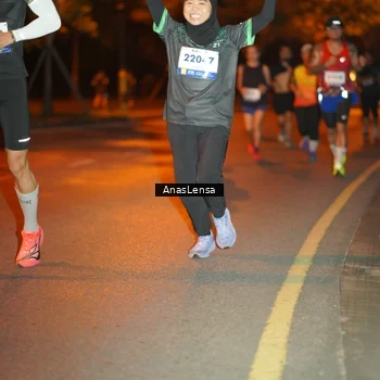 Runner Photo 8154590