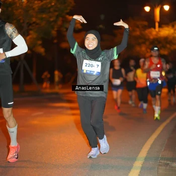 Runner Photo 8154591