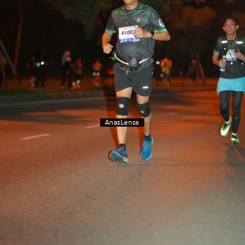 Runner Photo 8154675