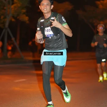 Runner Photo 8154681