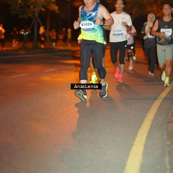 Runner Photo 8154691