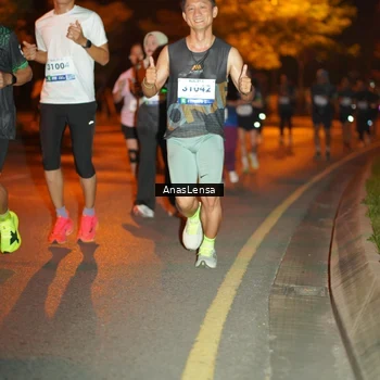 Runner Photo 8154692
