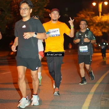 Runner Photo 8154763