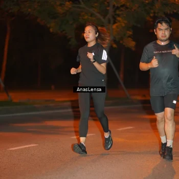 Runner Photo 8154798