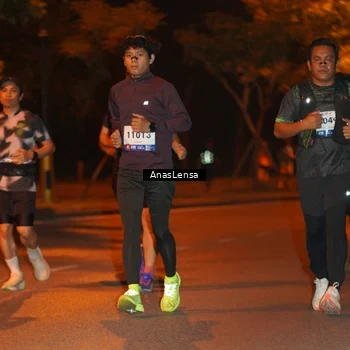 Runner Photo 8154840
