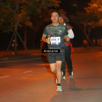 Runner Photo 8154915