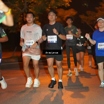 Runner Photo 8154935