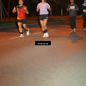 Runner Photo 8155001