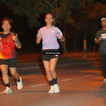 Runner Photo 8155004