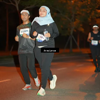Runner Photo 8155009
