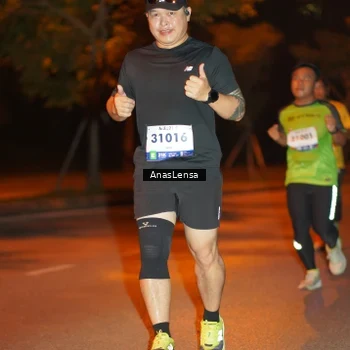 Runner Photo 8155032