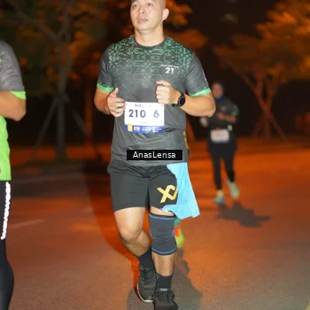 Runner Photo 8155037