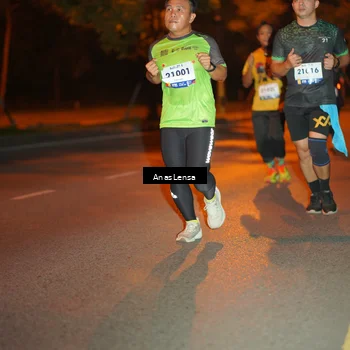 Runner Photo 8155040