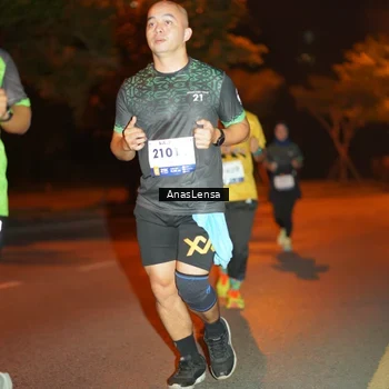 Runner Photo 8155045