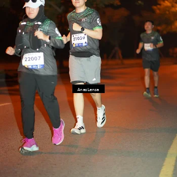 Runner Photo 8155079