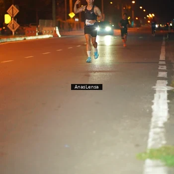 Runner Photo 8155398