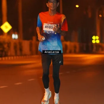 Runner Photo 8155421