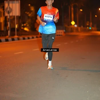 Runner Photo 8155430
