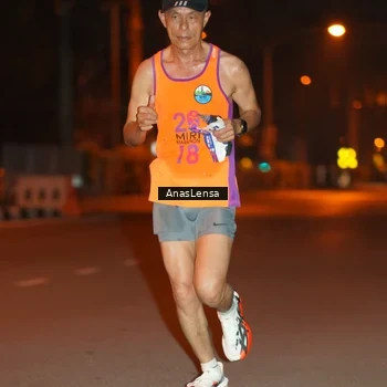 Runner Photo 8155504