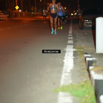 Runner Photo 8155506