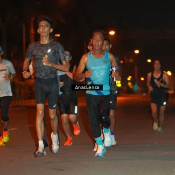 Runner Photo 8155523