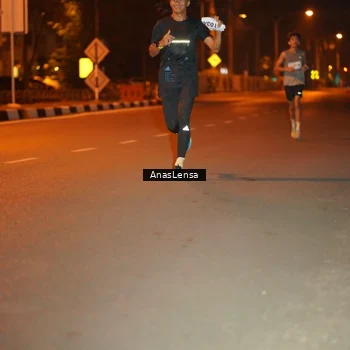 Runner Photo 8155572