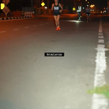 Runner Photo 8155649