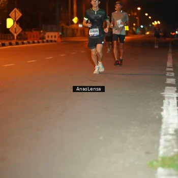 Runner Photo 8155752